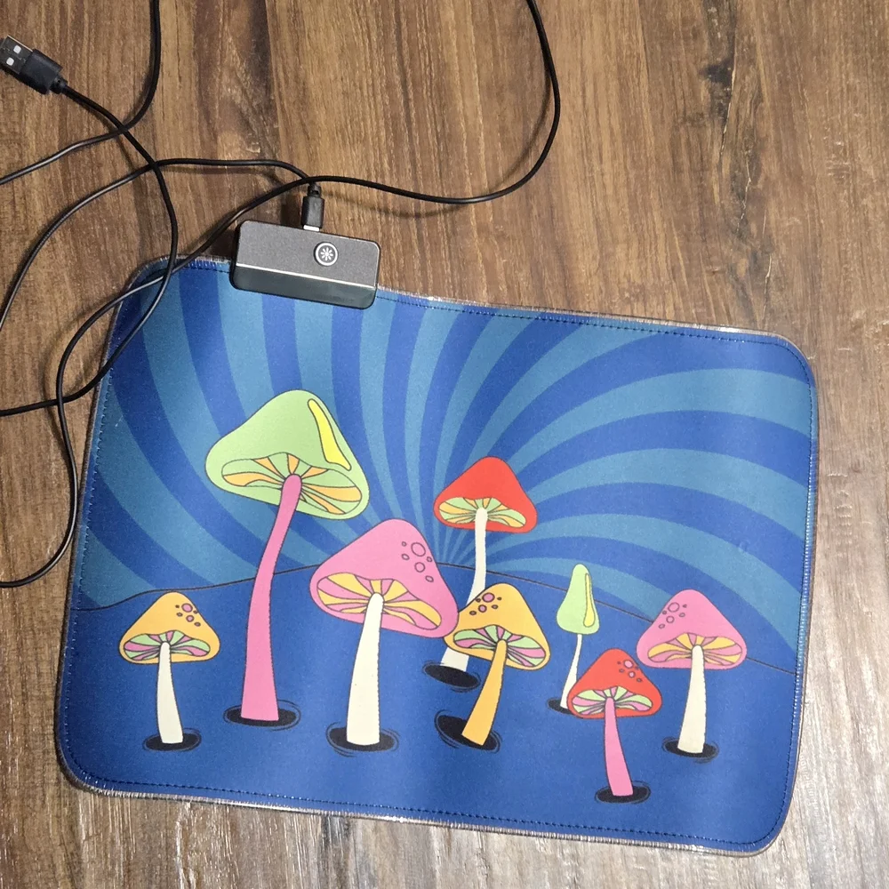 Colorful Mushroom Design Light-Up Mouse Pad Vivitar Electronic Mousepad
